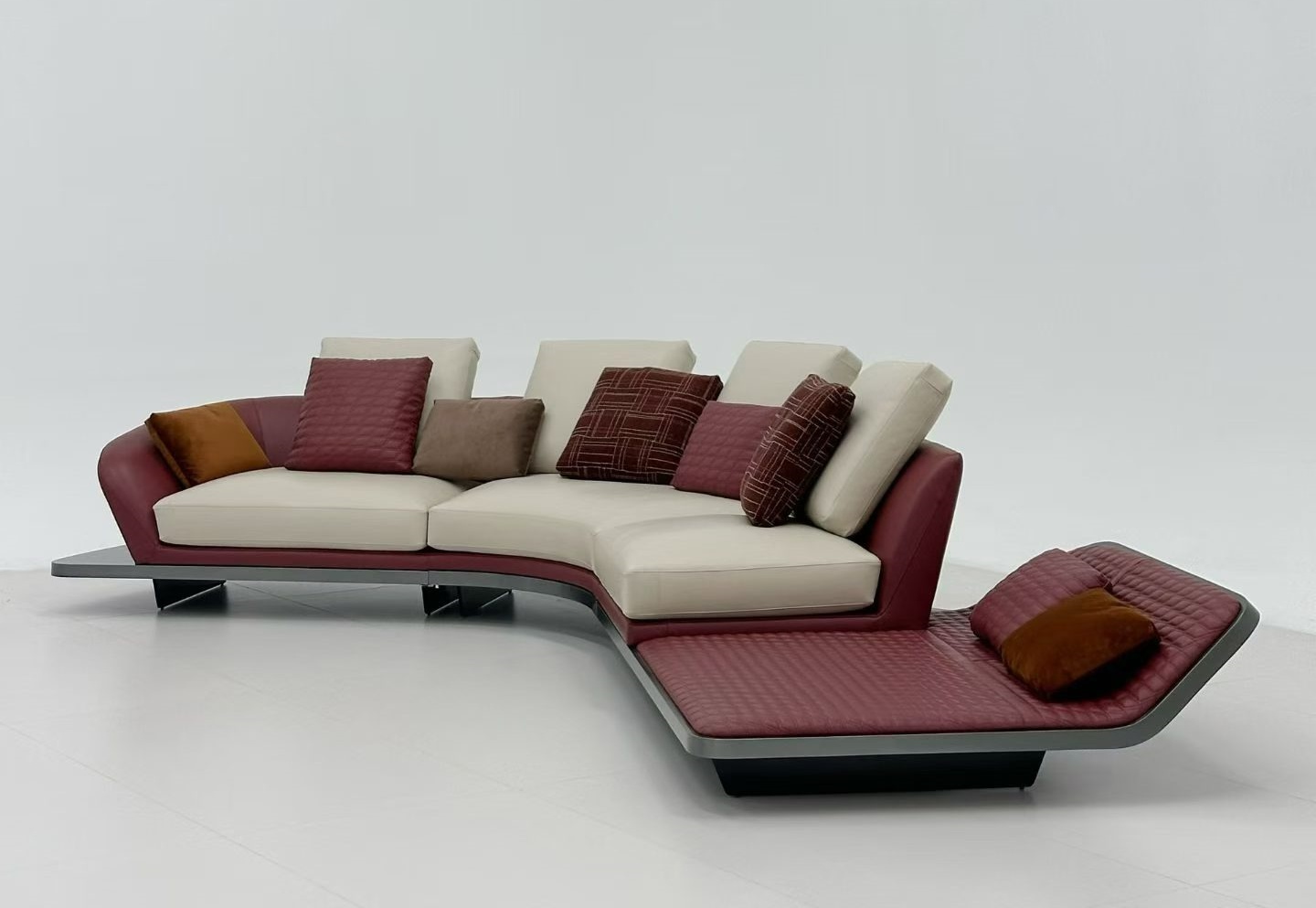 Featured Sofa - HEZEN CASA